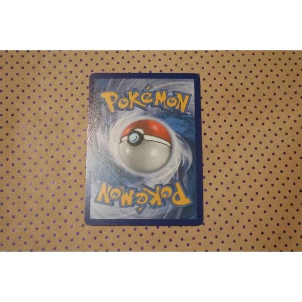 Rowlet 011/189 Pokemon Card (2020)